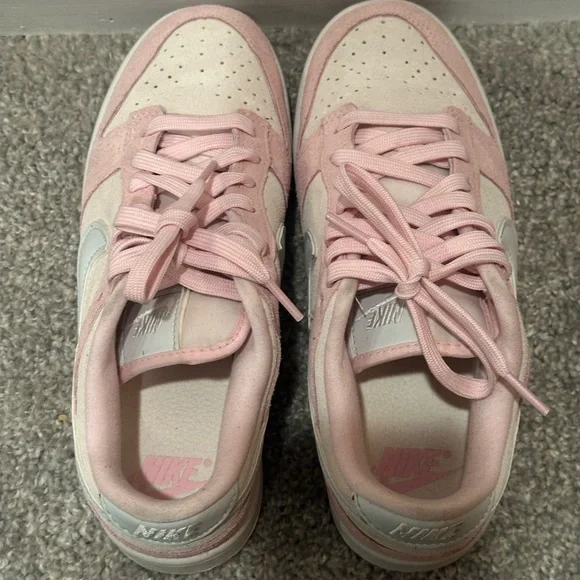 Nike Dunk Low LX Pink Foam - Picture 3 of 6